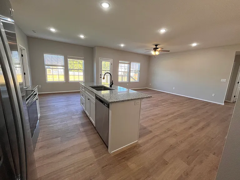 3337 W McCanse St — Photo 11