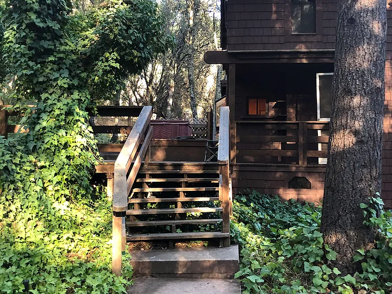 10200 Hideaway Pl — Photo 2