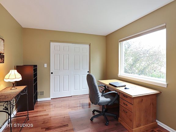 4th image of 1614 Vineyard Dr
