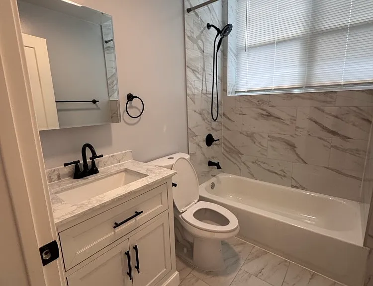 4901 N Kenmore Ave #1 — Photo 13