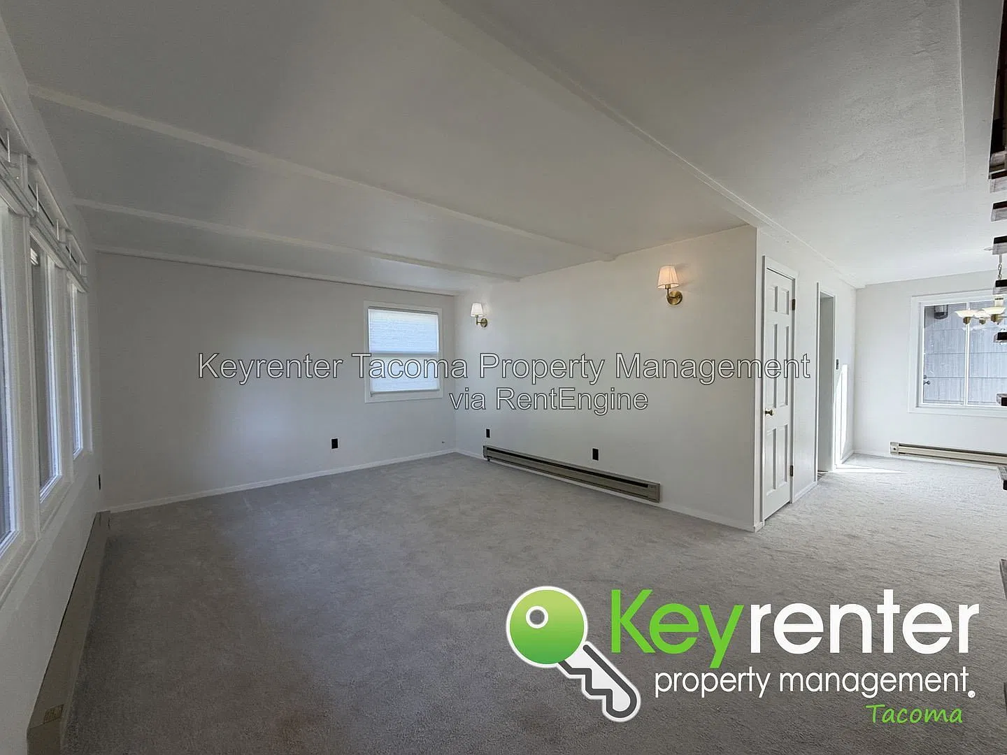 4 bed, 2.0 bath, 2072 sqft, $3,300 — Photo 3
