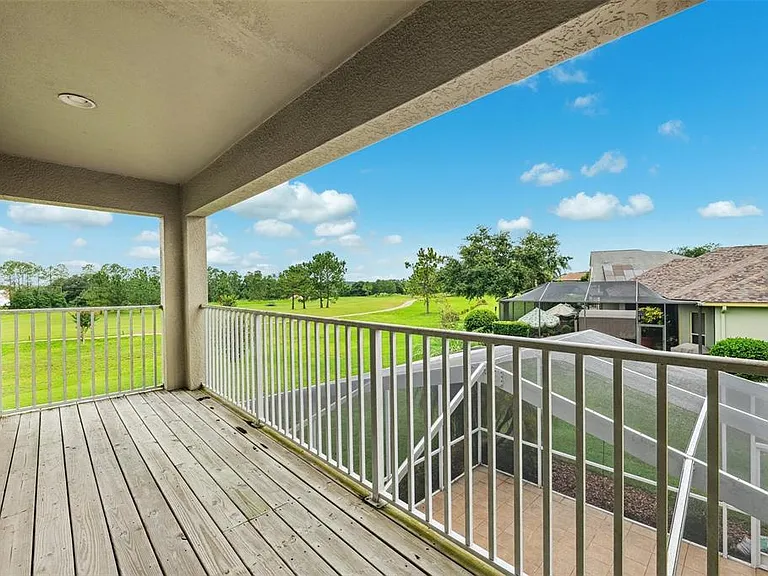13049 Thoroughbred Dr — Photo 34