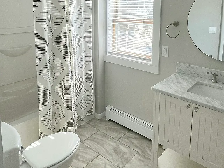 Bathroom 2 - Upstairs