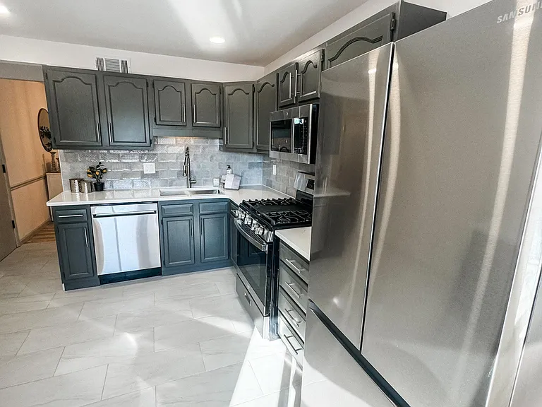 9236 Lavant Dr — Photo 21