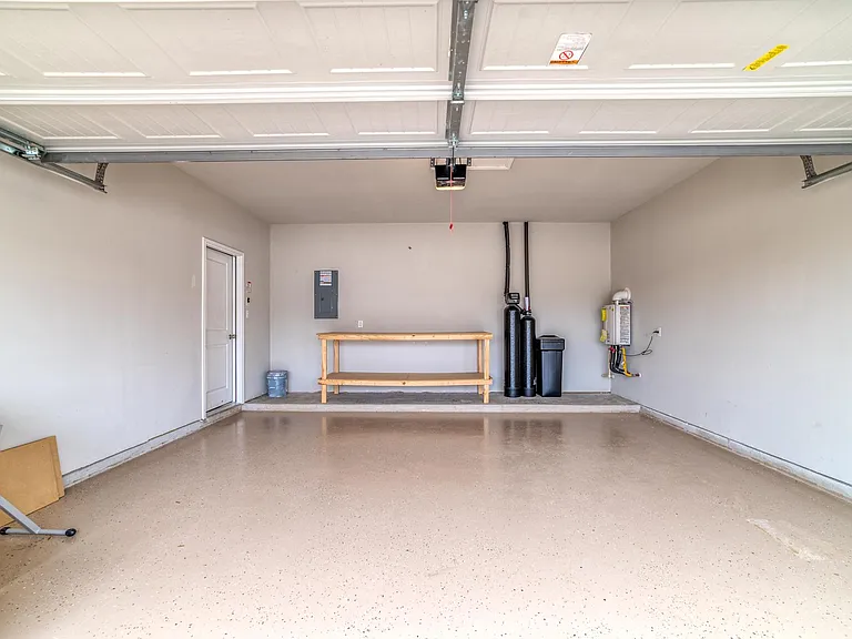 101 Red Cedar Ct — Photo 13