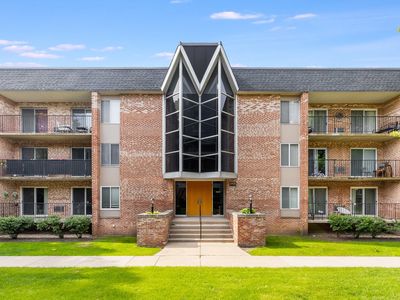 1001 N Mill St APT 103, Naperville, IL, 60563