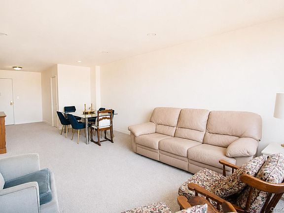 5th image of 333 Broadway #2B