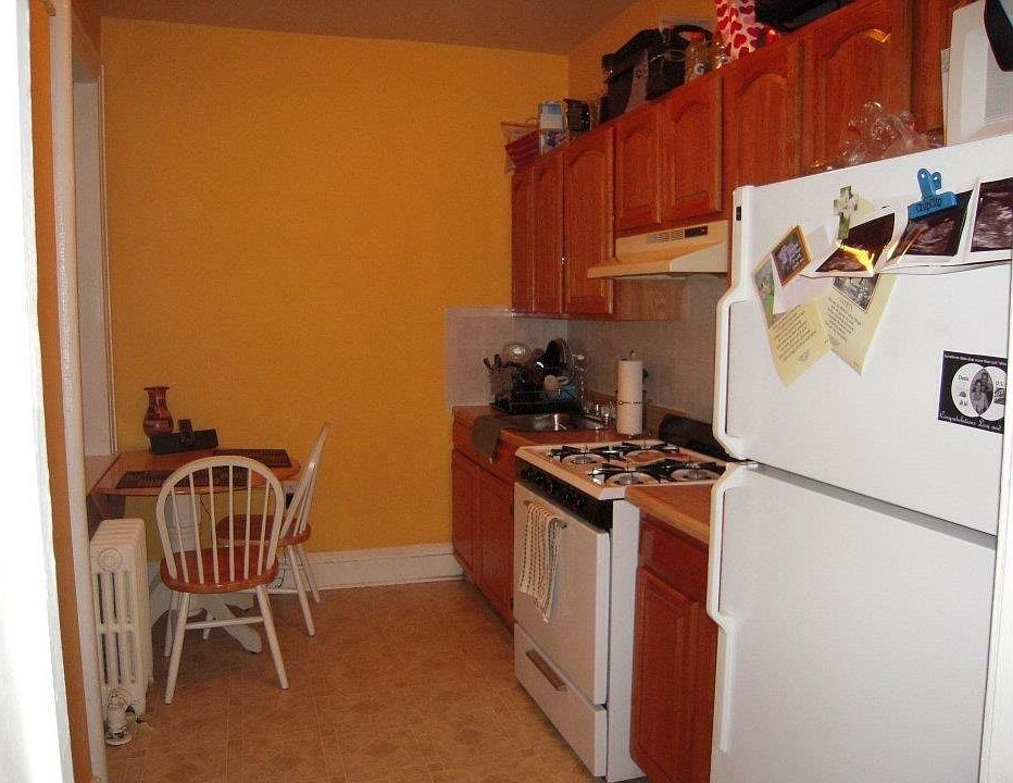 2nd image of 901 Grand Ave Floor 1