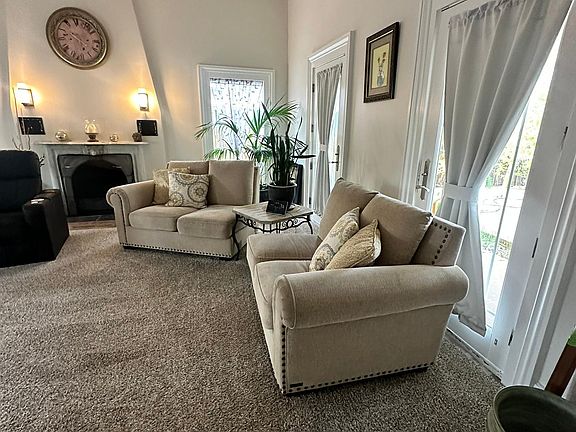 4th image of 1495 Marsh Ave