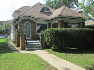3013 N 48th St, Milwaukee, WI 53210