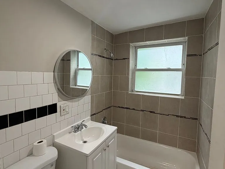 12406 S Normal Ave — Photo 9