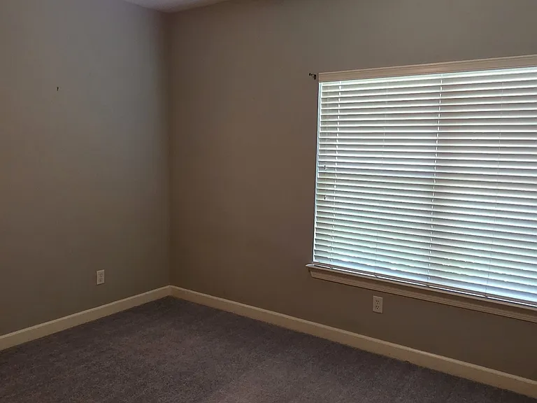 1416 Lansing St — Photo 26
