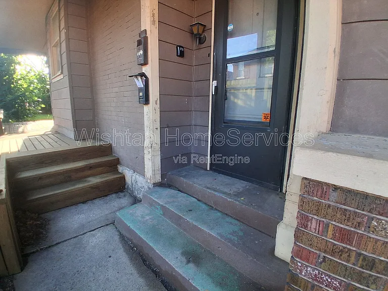 517 N 14th St #1 — Photo 20