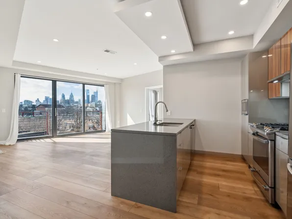 519 Poplar St #208, Philadelphia, PA 19123