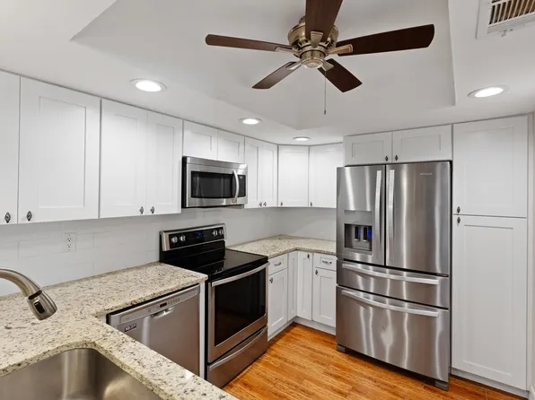 27 Fountain Of Youth Blvd APT C, Saint Augustine, FL 32080