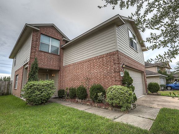 2nd image of 1011 Auburn View Ln