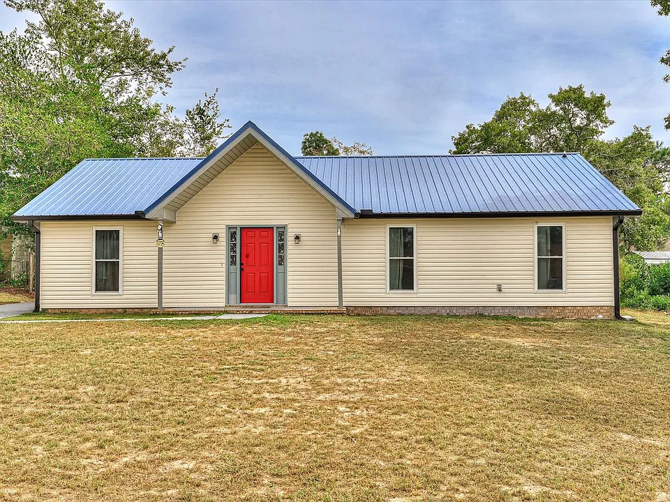 4124 Country Ln