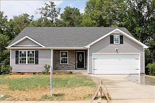 1st image of 1819 Camelot Dr Lot 118