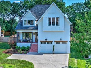 2031B Castleman Dr, Nashville, TN 37215