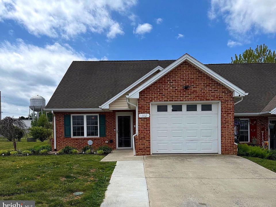 1st image of 102 Granny Smith Dr