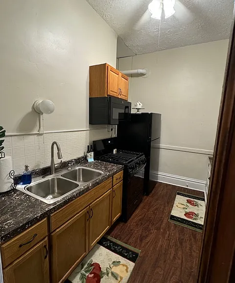1269 Liberty St #2 — Photo 6