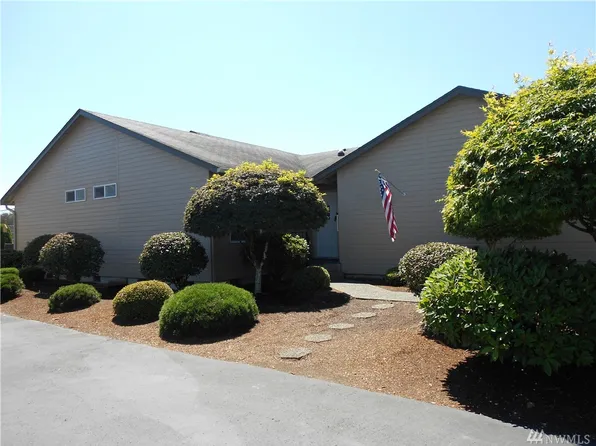 3905 Pennsylvania St, Longview, WA 98632