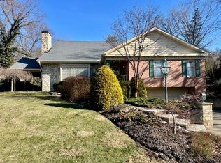 308 Rosslyn Rd, Carnegie, PA 15106