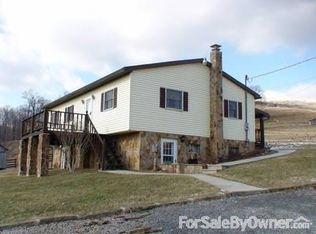 813 Tucker Run Rd, Grafton, WV 26354