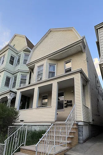 95 W 17th St #1 Photo 1