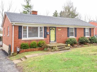 211 E Lowry Ln, Lexington, KY 40503