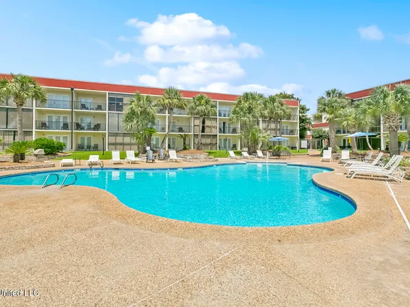 2046 Beach Blvd APT D103, Biloxi, MS 39531