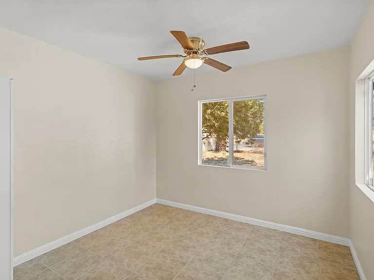 Kendall Dr — Photo 14