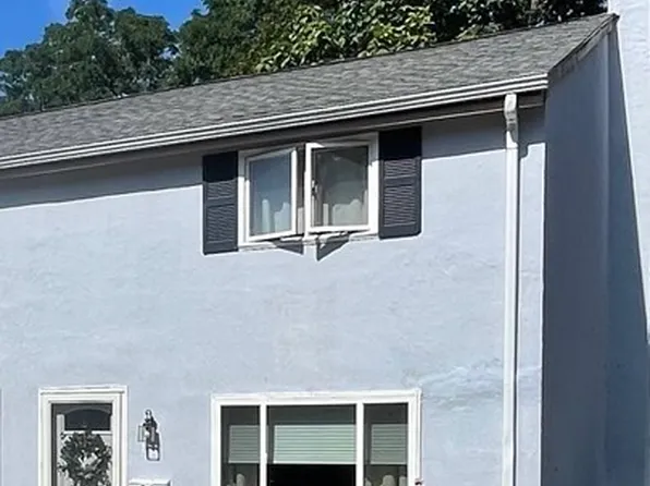 20 Lewis Farm Rd, Dedham, MA 02026