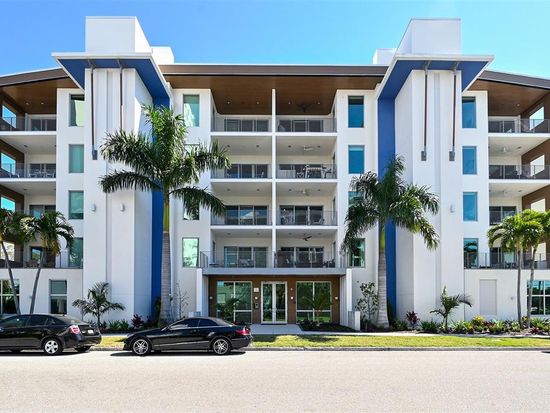 711 S Palm Ave #203, Sarasota, FL 34236