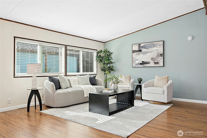 4th image of 375 Union Ave SE #172