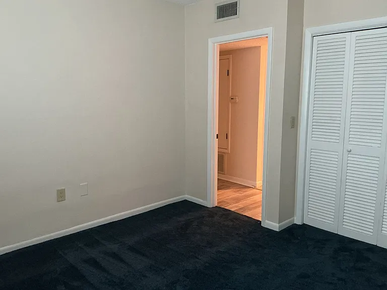 1 Lake Hollingsworth Dr #2 — Photo 18