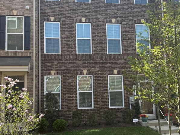 3756 Charterhouse Aly, Waldorf, MD 20603