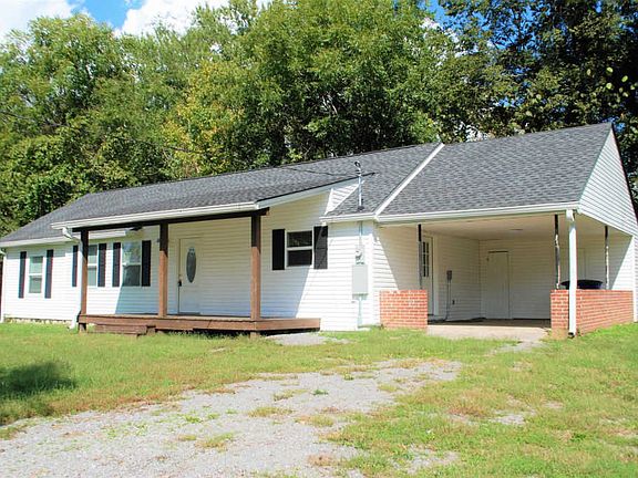 2nd image of 207 Meadow Dr