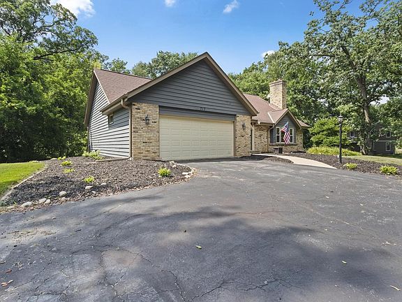 4th image of 717 St Johns DRIVE