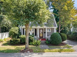 12 Gilbert St, Waltham, MA 02453