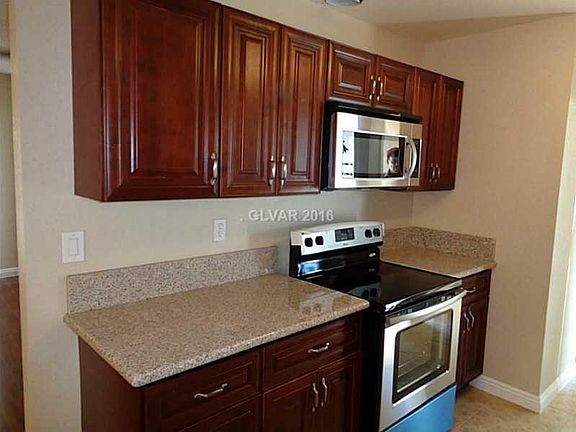 4th image of 6240 Fairwood Ave