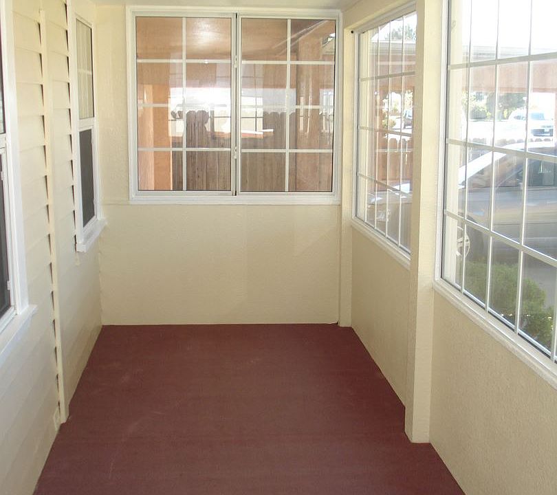 Building Photo 3