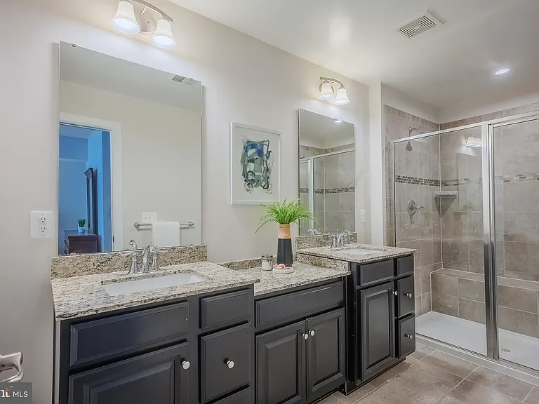 22308 Seabring Ter — Photo 26