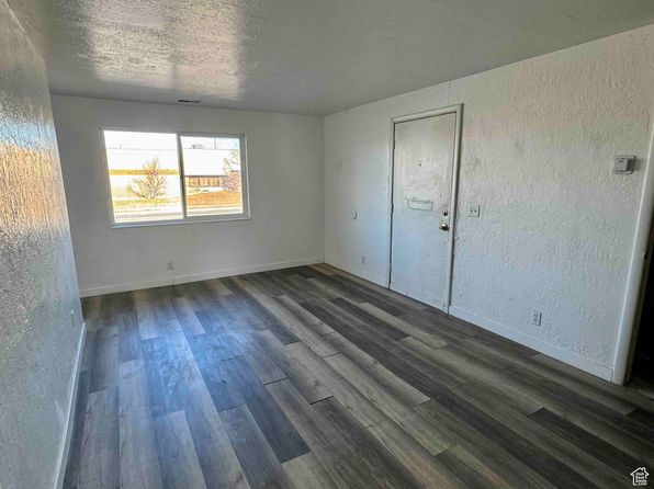 west-valley-city-utah-141854427 picture