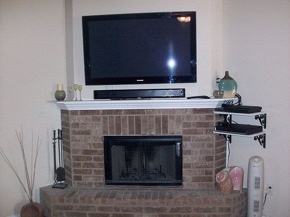 3rd image of 3001 Vermont Ave