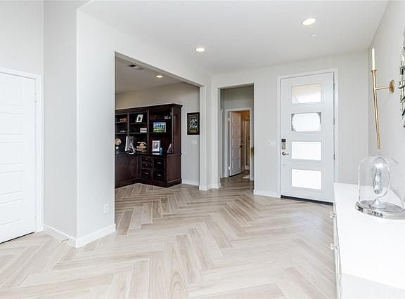 4th image of 31229 Bay Horse Way