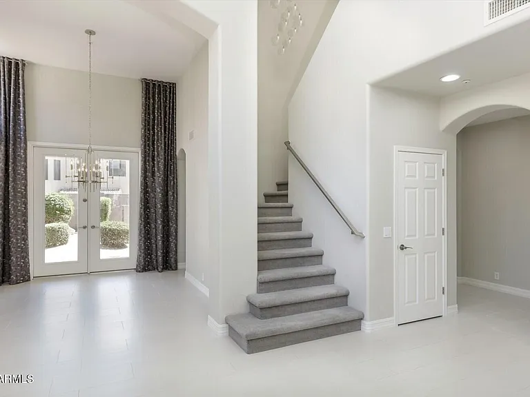 7647 E Los Gatos Dr — Photo 29