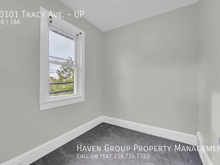 20101 Tracy Ave #UP — Photo 12