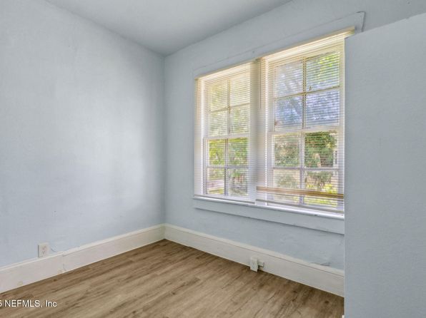 jacksonville-florida-154611322 picture