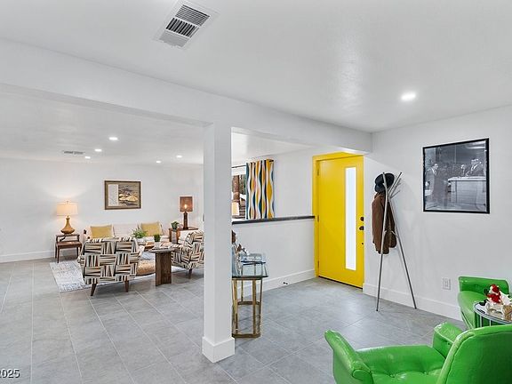 5th image of 3333 Seminole Cir